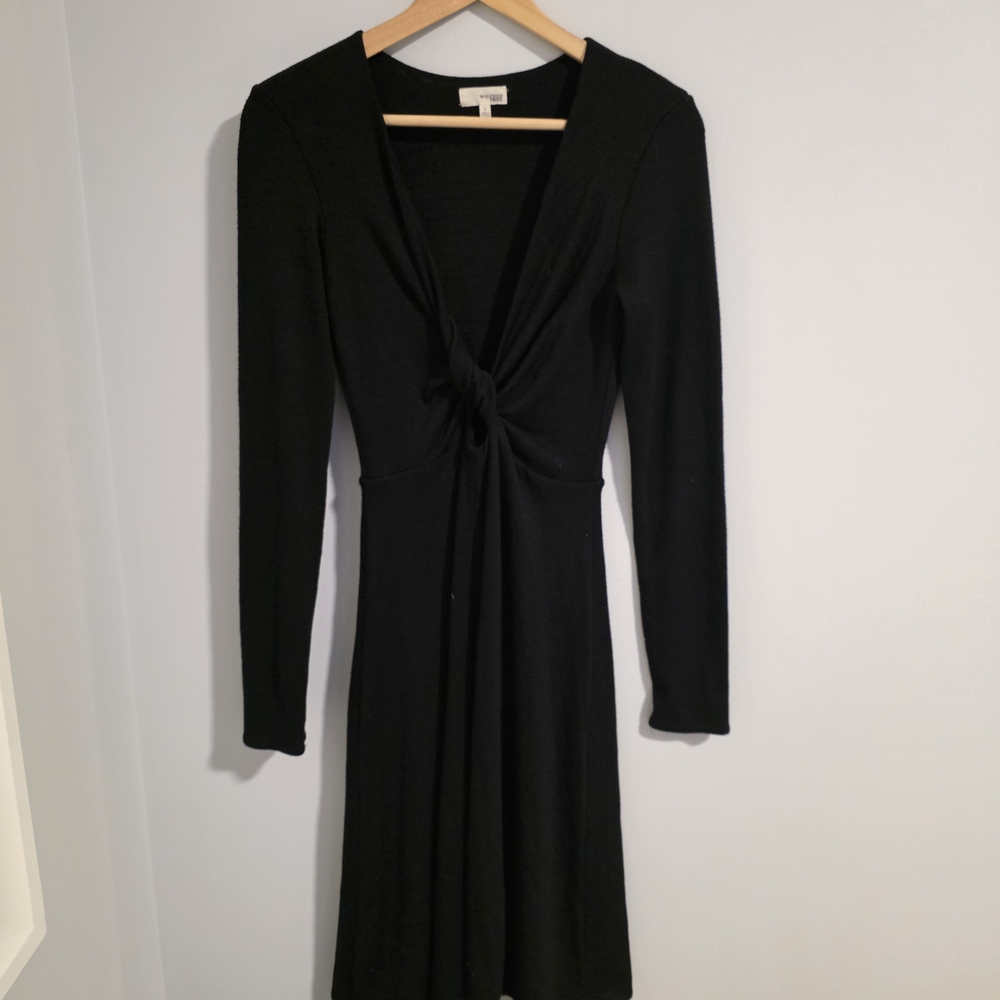 Wilfred Free Elegant Black Knot-Front Dress